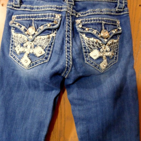 LA IDOL Jeans Sz 0 26x 20 Flap Fleur pocket Bling Dark wash Crop Capri Designer - Picture 4 of 12